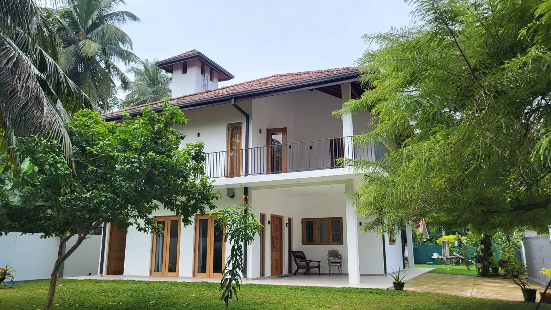 Homestay Parrot Paradise Negombo